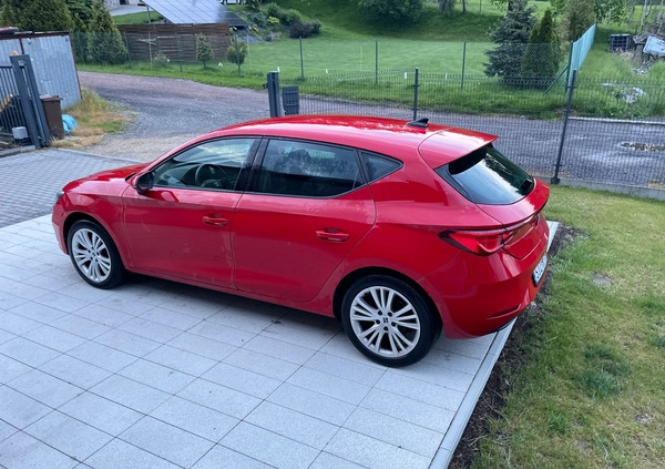 Seat Leon cena 68900 przebieg: 11000, rok produkcji 2021 z Barlinek małe 79